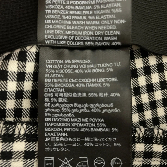 H&M Women’s Cropped Pants Trousers Medium Black White Check Plaid Side Zipper - Picture 6 of 8